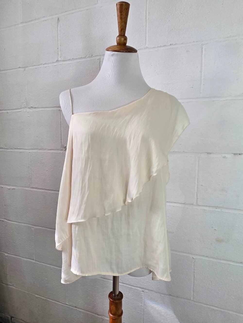 y2k Preppy Office Siren Coastal Latte Girl Cream Colored One Shoulder Blouse
